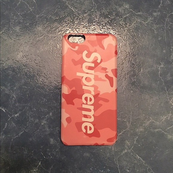 Accessories - Camo pink iPhone 8 Plus phone case